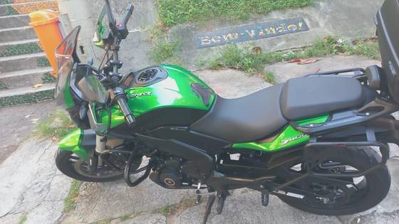 BAJAJ DOMINAR 400 BAJAJ DOMINAR 400